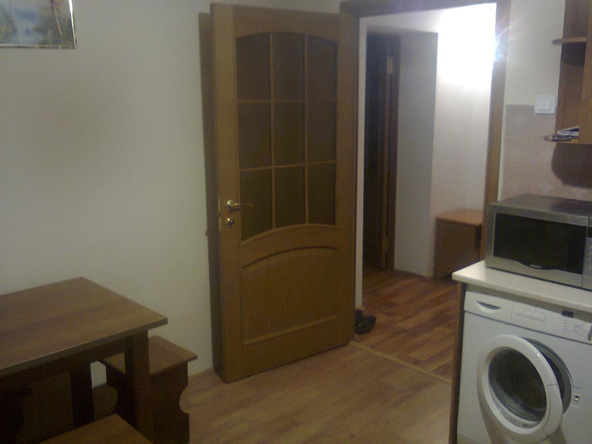 Apartment With Balcony Λβιβ Εξωτερικό φωτογραφία